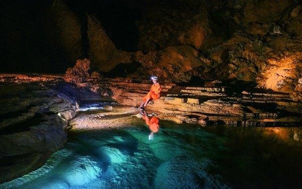 拓荆科技：预计2023年度净利润同比增长62%~95%